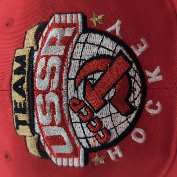Starter| NWOT Vintage Team USSR Hockey Sports Cap Snap Back Green Brim - Picture 3 of 12